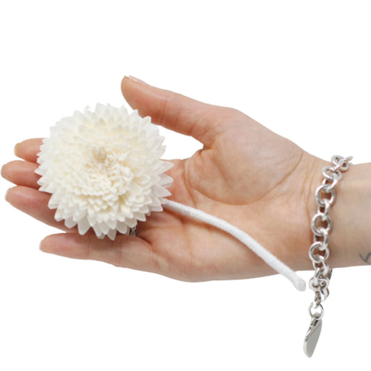 Carnation Natural Aroma Diffuser Flower – String, 2.5cm x 5.5cm - Ettovi Candle Company